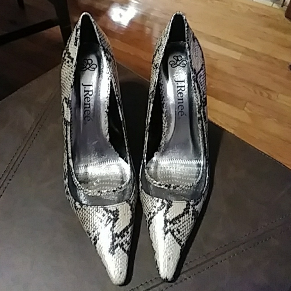 Shoes - Picture 5 of 5